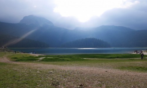 Zdjęcie CZARNOGÓRA / Zabljak / niezwykłe / Crno Jezero