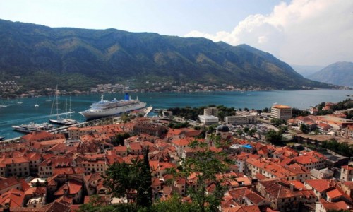 Zdjecie CZARNOGRA / Kotor / Twierdza w. Jana / Widok na Zatok Kotorsk