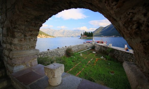 Zdjecie CZARNOGRA / Bakany / Kotor / Wyspa w Zatoce Kotorskiej