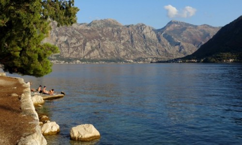Zdjecie CZARNOGRA / Zatoka Kotorska / Perast / z dala od zgieku...
