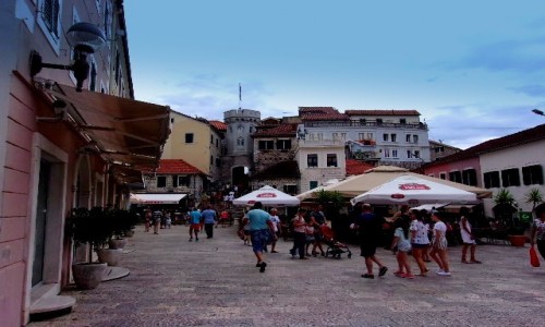 Zdjcie CZARNOGRA / Boka Kotorska / Herceg Novi / Centrum Herceg Novi