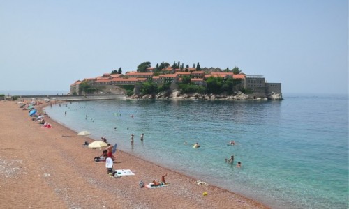 Zdjęcie CZARNOGÓRA / Budva / Sveti Stefan / Plaża w Sveti Stefan