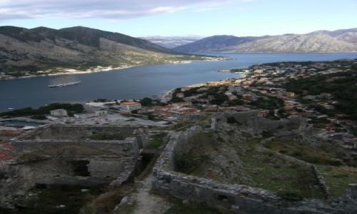 Zdjecie CZARNOGÓRA / brak / Kotor / ruiny twierdzy i Boka Kotorska