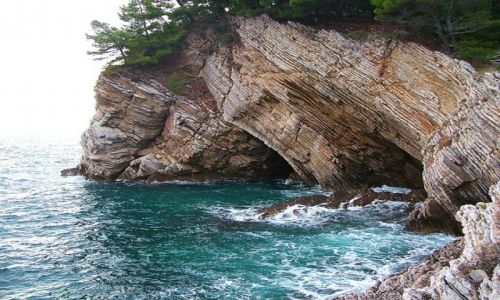 Zdjęcie CZARNOGÓRA / Czarnogóra  / ......ok.Petrovaca / skałki...