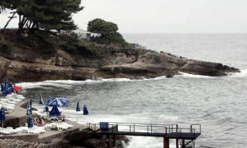Zdjecie CZARNOGRA / Ulcinj / - / plaa skalista