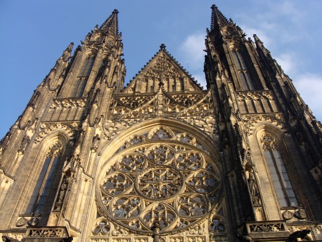 Zdjęcia: Przed Kadedrą, Praga, Dwie wierze Katedry Praskiej, CZECHY Zdjęcia: Przed Kadedrą, Praga, Dwie wierze Katedry Praskiej, CZECHY