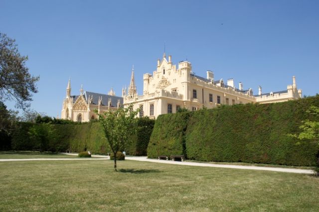 Zdjęcia: Lednice, Morawy Południowe, Zamek w Lednicach i ogród, CZECHY Zdjęcia: Lednice, Morawy Południowe, Zamek w Lednicach i ogród, CZECHY