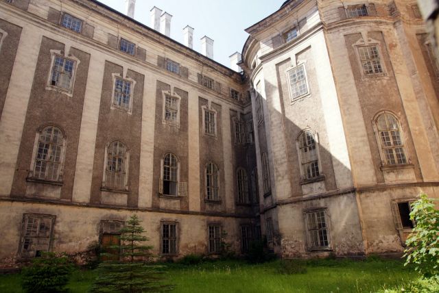 Zdjęcia: Broumov, Skalne Miasta, Potrzeba kasy, CZECHY Zdjęcia: Broumov, Skalne Miasta, Potrzeba kasy, CZECHY