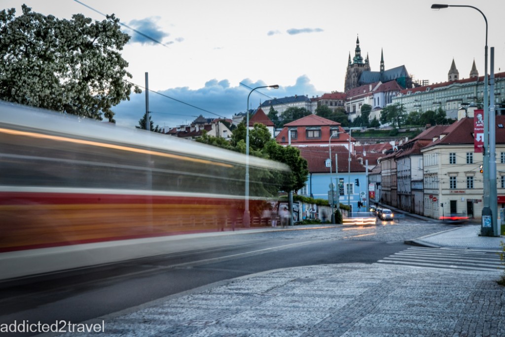 Zdjęcia: Praga, Praga, Pędzący tramwaj, CZECHY Zdjęcia: Praga, Praga, Pędzący tramwaj, CZECHY