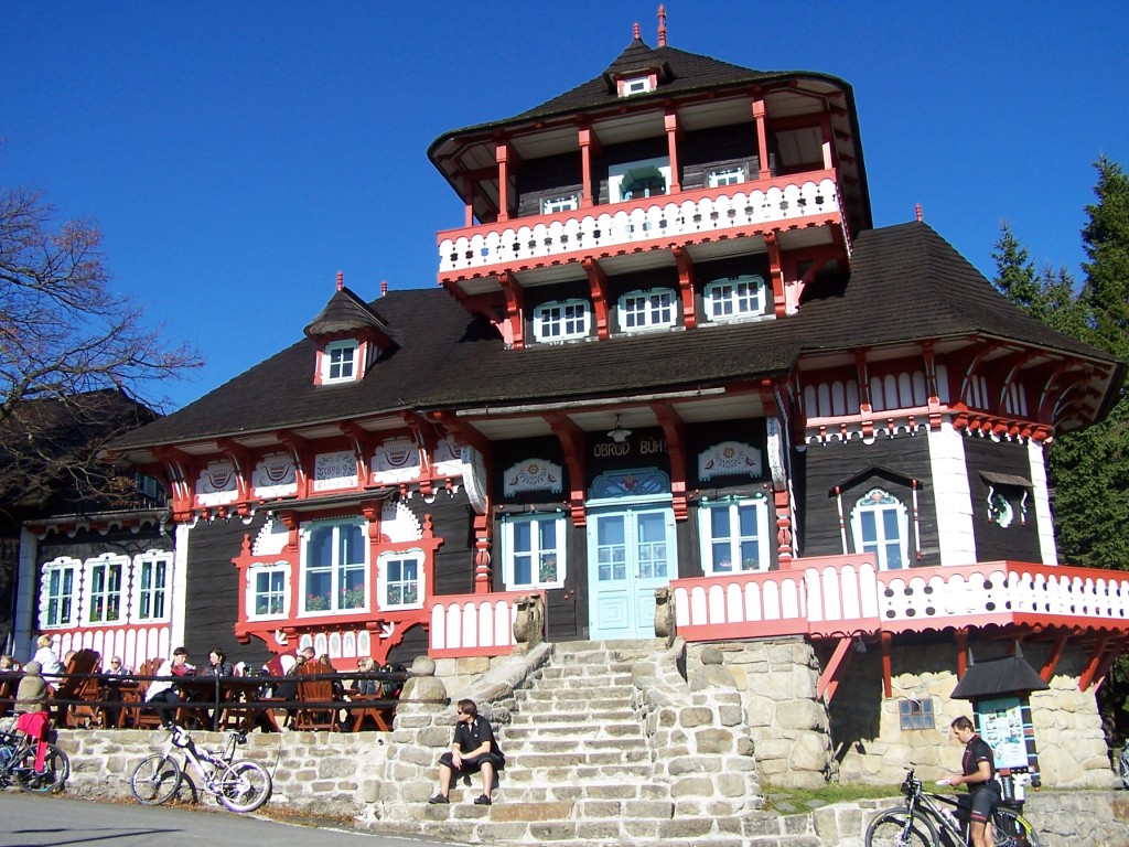 Zdjęcia: Przełęcz Pustevny, Beskid Śląsko - Moravski, Chatka, CZECHY Zdjęcia: Przełęcz Pustevny, Beskid Śląsko - Moravski, Chatka, CZECHY
