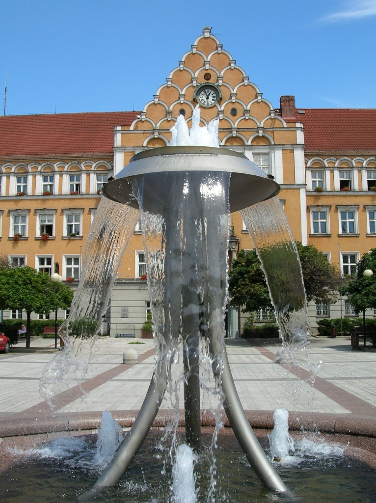 Zdjęcia: Czeski Cieszyn, Śląsk Cieszyński, Fontanna na rynku w czeskim Cieszynie, CZECHY Zdjęcia: Czeski Cieszyn, Śląsk Cieszyński, Fontanna na rynku w czeskim Cieszynie, CZECHY