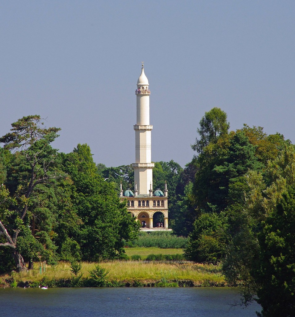 Zdjęcia: Lednice, Kraj południowomorawski, Minaret, CZECHY Zdjęcia: Lednice, Kraj południowomorawski, Minaret, CZECHY
