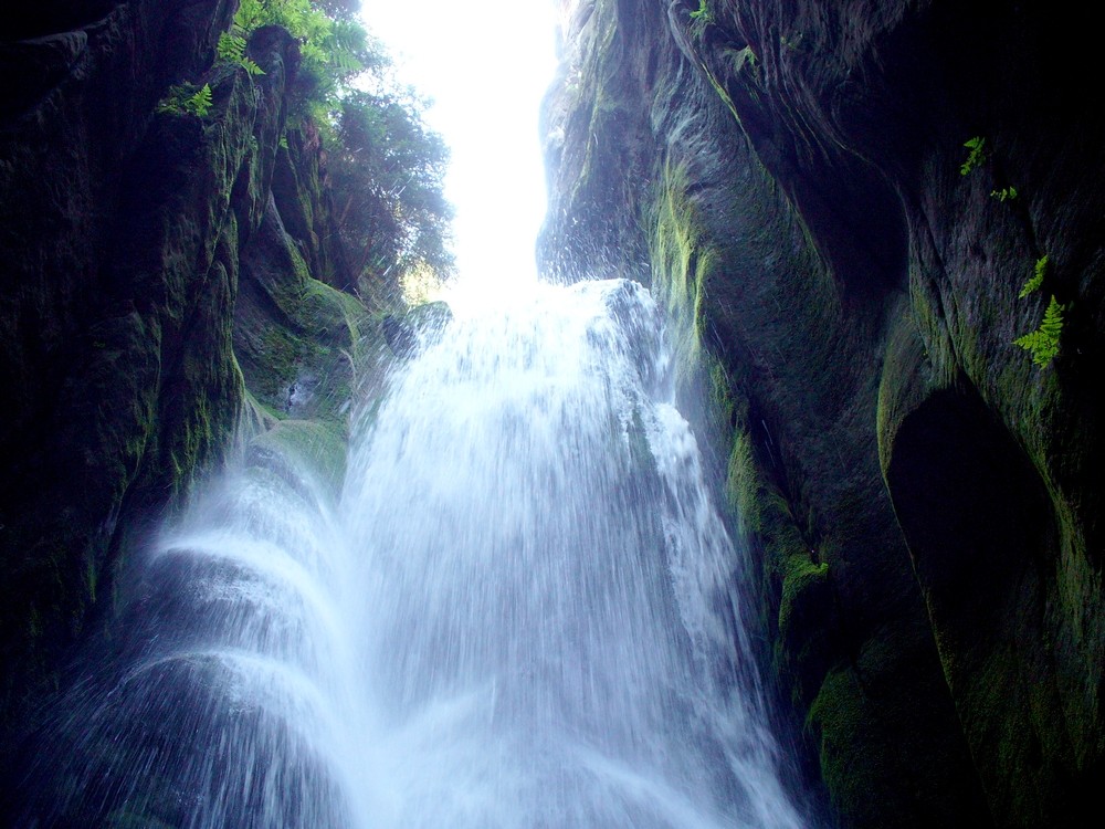 Zdjęcia: Skalne miasto, Adrspach, Wodospad, CZECHY Zdjęcia: Skalne miasto, Adrspach, Wodospad, CZECHY