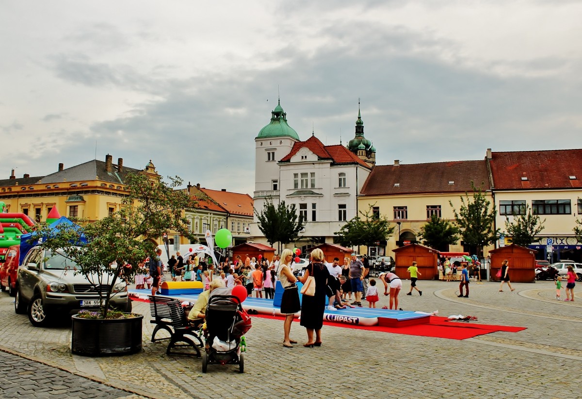 Zdjęcia: Mielnik, Kraj środkowoczeski, Rynek w Mielniku, CZECHY Zdjęcia: Mielnik, Kraj środkowoczeski, Rynek w Mielniku, CZECHY