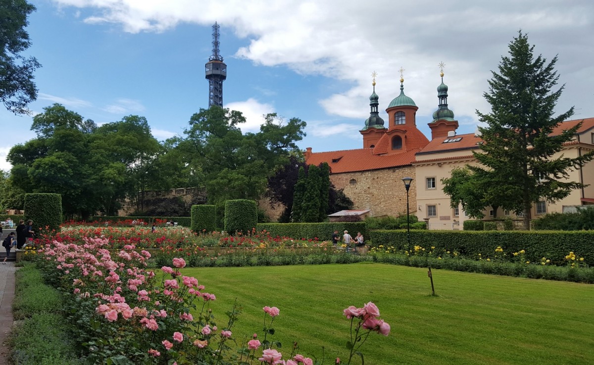 Zdjęcia: Praha, Czechy, Na wzgórzu Petrzyń (Vrch Petřín) , CZECHY Zdjęcia: Praha, Czechy, Na wzgórzu Petrzyń (Vrch Petřín) , CZECHY