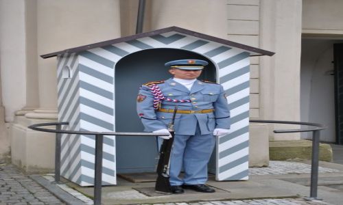 Zdjęcie CZECHY / Praga / Hradczany / Warta