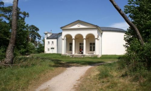 Zdjęcie CZECHY / Morawy Południowe / okolice Valtic / Trzy Gracje