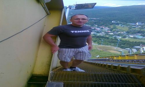 Zdjecie CZECHY / Karkonosze / Harachov / Mamut w miejscowoci Harachov