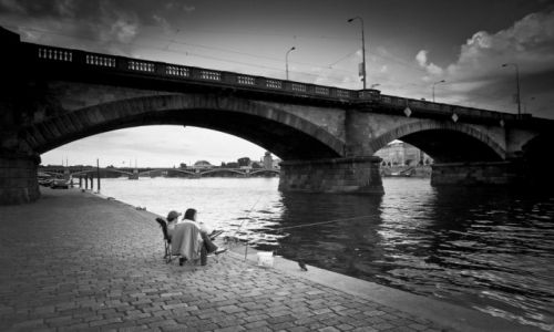 Zdjecie CZECHY / Czechy rodkowe / Praga / Nad Wetaw