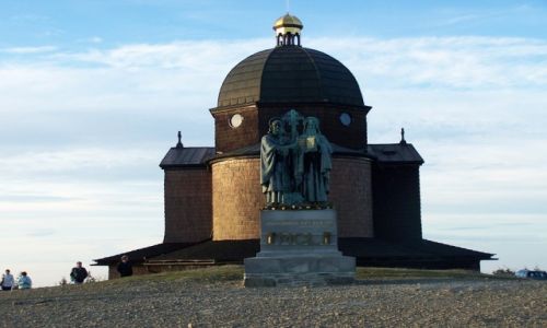Zdjcie CZECHY / Beskid lsko - Morawski / Radhost / Stara dzwonnica waaska