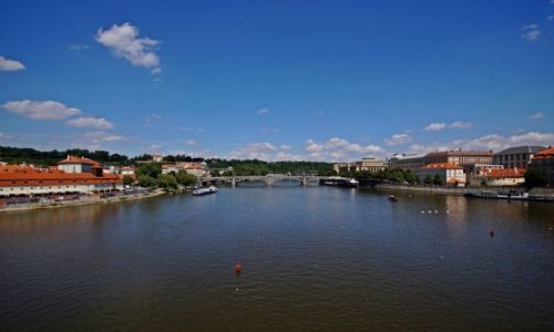 Zdjcie CZECHY / - / Praga / Wetawa... widok z Mostu Karola