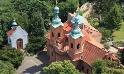 Zdjęcie CZECHY / Praga / Wzgórze Petrin / Kościół św. Wawrzyńca