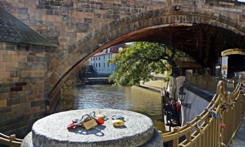 Zdjcie CZECHY / - / Praga / Nad Czarcim Potokiem