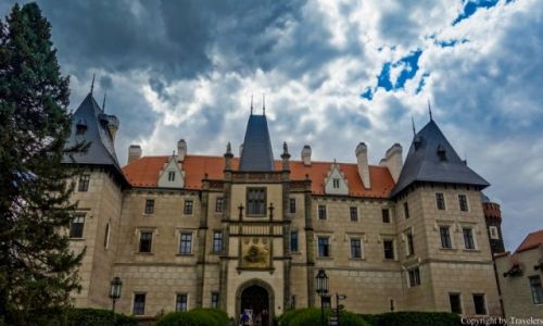 Zdjcie CZECHY / Kraj rodkowoczeski / Zleby / Zamek Zleby