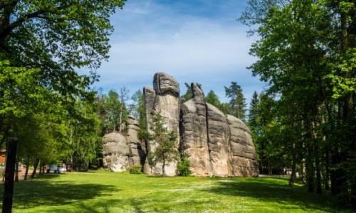 Zdjecie CZECHY / Kraj hradecki / Adrspach / Skay przy wejciu do Skalnego Miasta