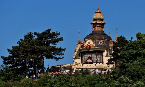 Zdj�cie CZECHY / Praga / wzg�rze Letna / Ukryty na wzg�rzu Hanavsky Pavilon