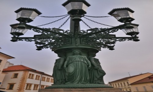 Zdjęcie CZECHY / Kraj środkowoczeski / Praga - Hradczany / Secesja wymiata
