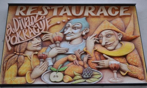 Zdjcie CZECHY / Kraj rodkowoczeski / Praga - Hradczany / A teatr trwa