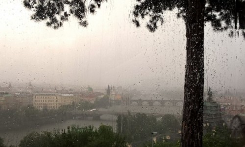 Zdjcie CZECHY / Praga / Praga / Burze nad Prag
