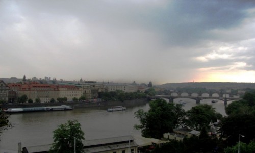 Zdjcie CZECHY / Praga / Praga / Burze nad Prag
