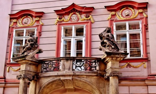 Zdjecie CZECHY / Kraj rodkowoczeski / Praga / Detale praskich kamienic