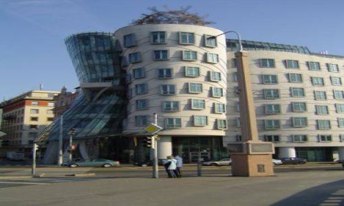Zdjcie CZECHY / Praga / Nowe Miasto / Taczcy Dom