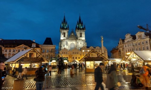 Zdjcie CZECHY / Praga. / Praga. / Wieczr na Rynku Staromiejskim.