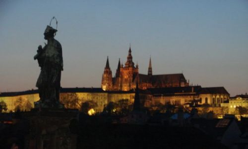 Zdjecie CZECHY / brak / Praha / Z mostu Karola