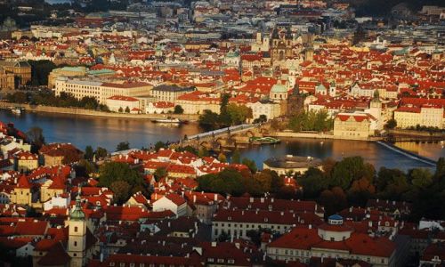 Zdjecie CZECHY / brak / Praga / Widok na Wełtawę i stare miasto