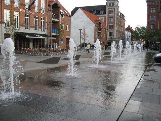 Zdjęcia: Fredericia, Dania Południowa, wschodnia Jutlandia, Fontanna, DANIA Zdjęcia: Fredericia, Dania Południowa, wschodnia Jutlandia, Fontanna, DANIA