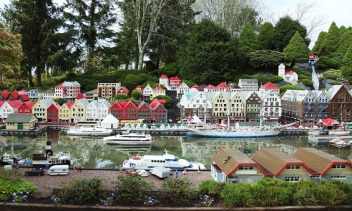 Zdjecie DANIA / Jutlandia / Billund, Legoland / wiat z klockw: Bergen