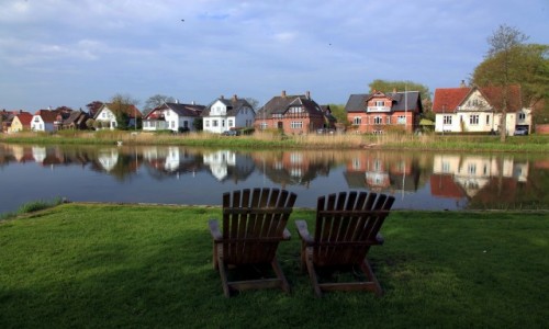 Zdjcie DANIA / Poudniowo-zachodnia Jutlandia / Ribe, park miejski / Miejscwka dla dwojga