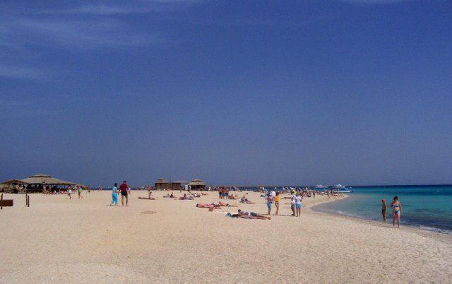 Zdjęcia: okolice Hurghady, Hurghada, burzowe niebo nad plażą, EGIPT Zdjęcia: okolice Hurghady, Hurghada, burzowe niebo nad plażą, EGIPT