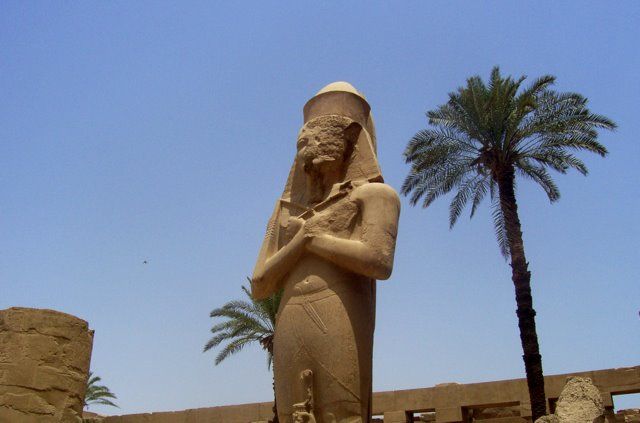 Zdjęcia: światynia w Karnaku, Karnak, kolejny etap zwiedzania światyni w Karnaku, EGIPT Zdjęcia: światynia w Karnaku, Karnak, kolejny etap zwiedzania światyni w Karnaku, EGIPT