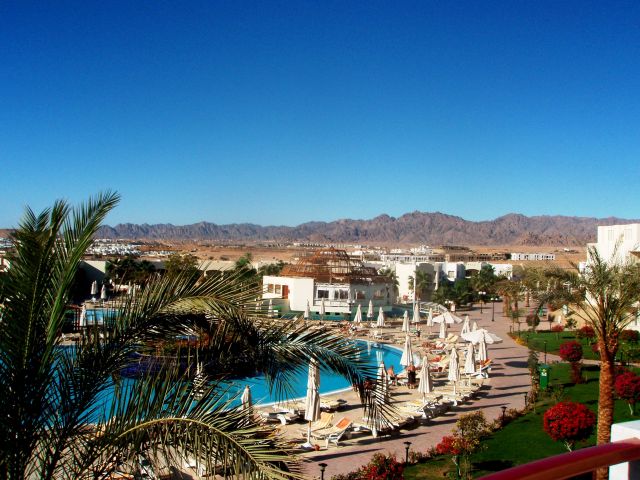 Zdjęcia: teren hotelu Kiroseiz, Sharm el Sheikh, Widok z balkonu....., EGIPT Zdjęcia: teren hotelu Kiroseiz, Sharm el Sheikh, Widok z balkonu....., EGIPT