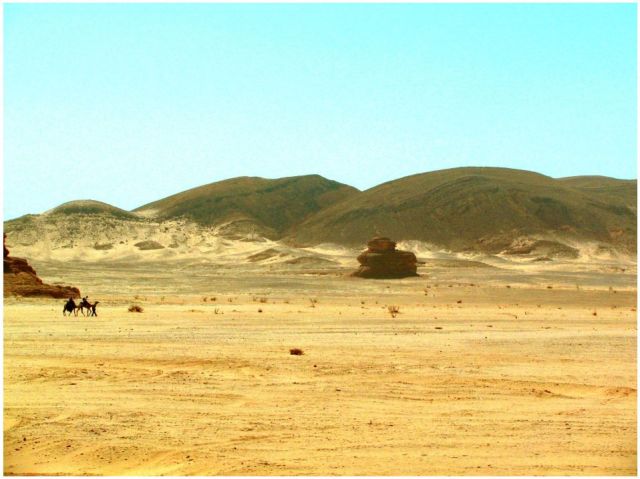 Zdjęcia: pomiędzy Dahab a Nuweiba, płw. Synaj, w pustyni, EGIPT Zdjęcia: pomiędzy Dahab a Nuweiba, płw. Synaj, w pustyni, EGIPT