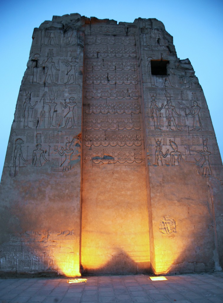 Zdjęcia: Kom Ombo, Wzdłuż Nilu, Ściana, EGIPT Zdjęcia: Kom Ombo, Wzdłuż Nilu, Ściana, EGIPT
