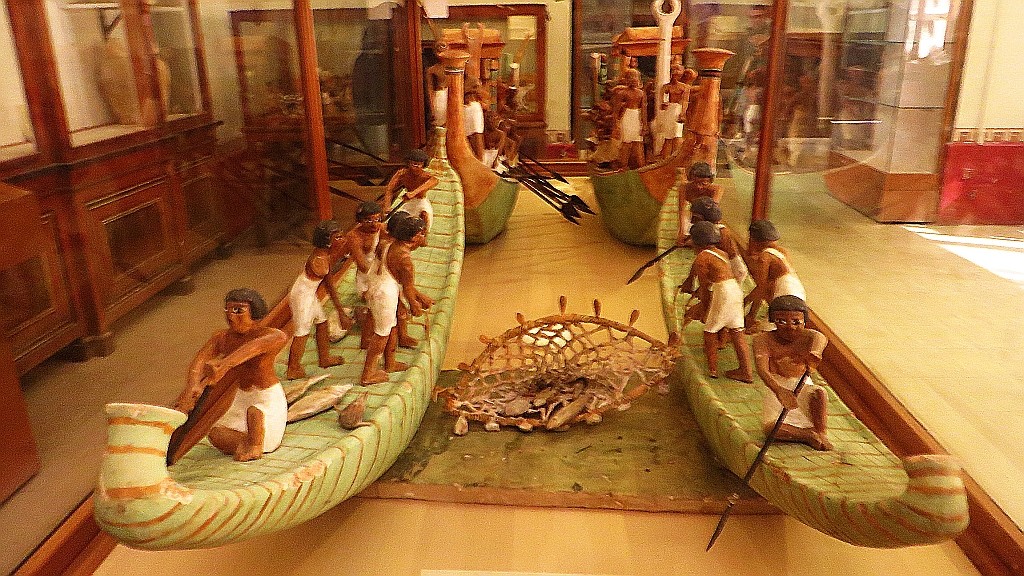 Zdjęcia: Kair - Muzeum Egipskie, Kair, połów ryb, EGIPT Zdjęcia: Kair - Muzeum Egipskie, Kair, połów ryb, EGIPT