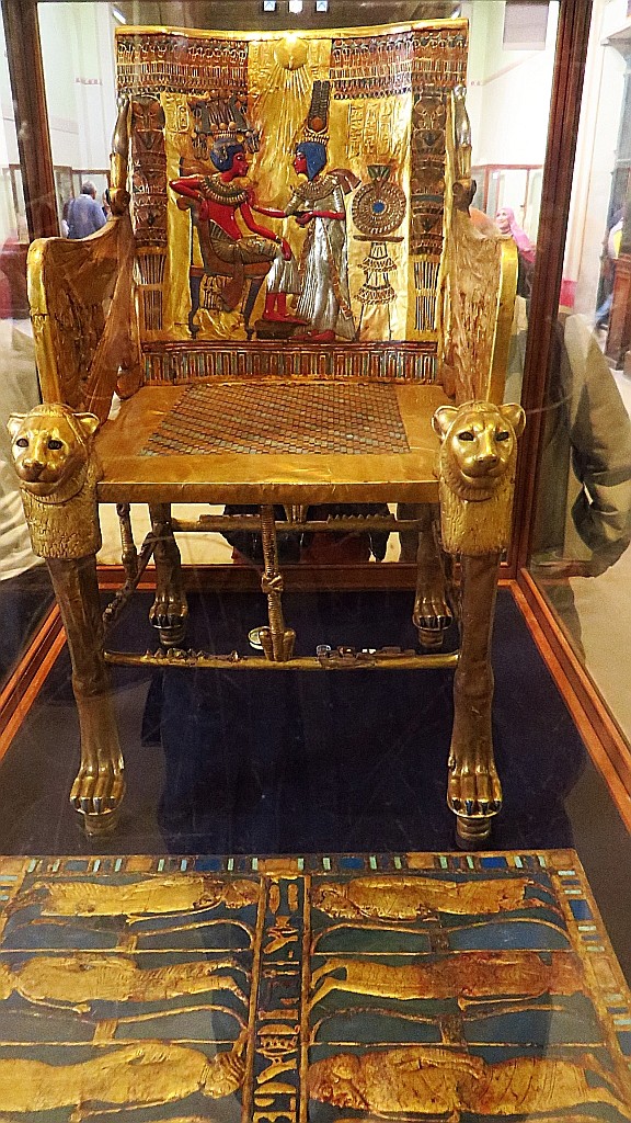 Zdjęcia: Kair - Muzeum Egipskie, Kair, tron z grobowca Tutanchamona, EGIPT Zdjęcia: Kair - Muzeum Egipskie, Kair, tron z grobowca Tutanchamona, EGIPT