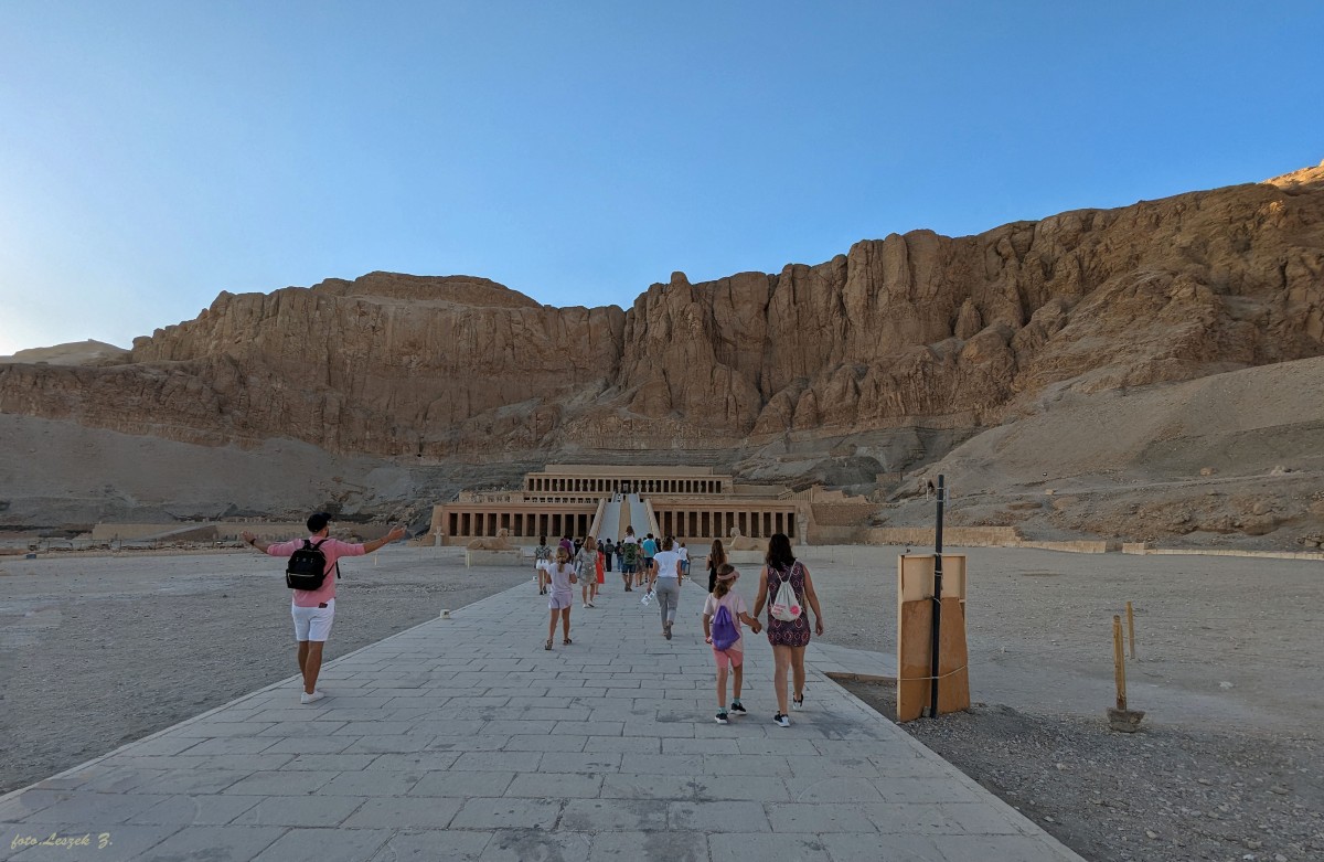 Zdjęcia:  Al Qarna., Luksor., Świątyni Hatszepsut., EGIPT Zdjęcia:  Al Qarna., Luksor., Świątyni Hatszepsut., EGIPT